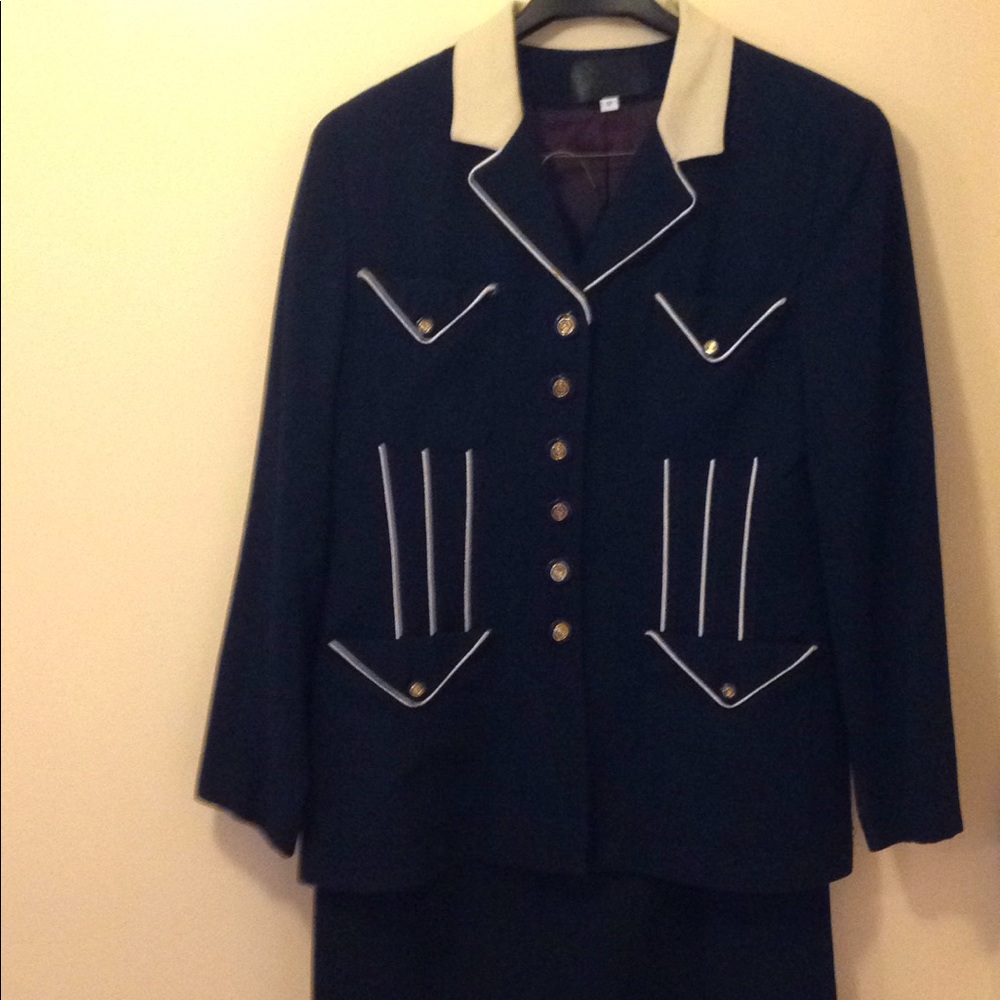 Navy blue 100 % wool skirt suit